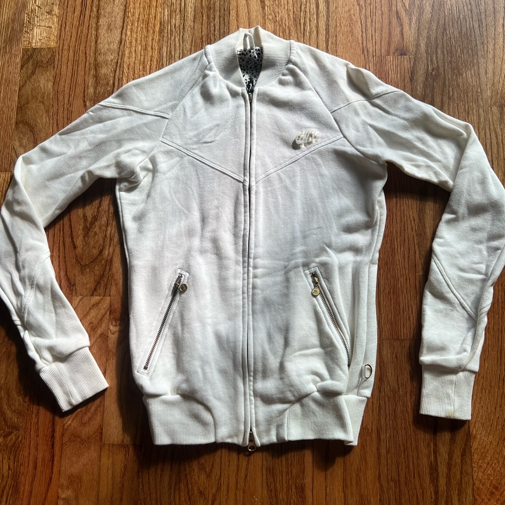 Nike White Zip-Up Jacket